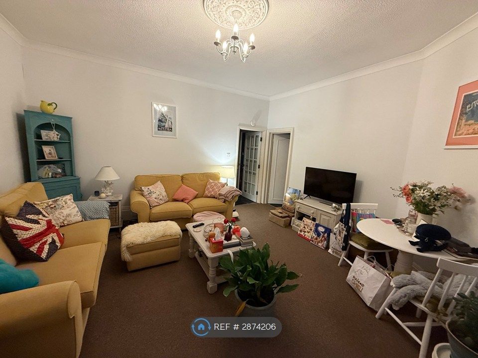 Property photo 3 of 11
