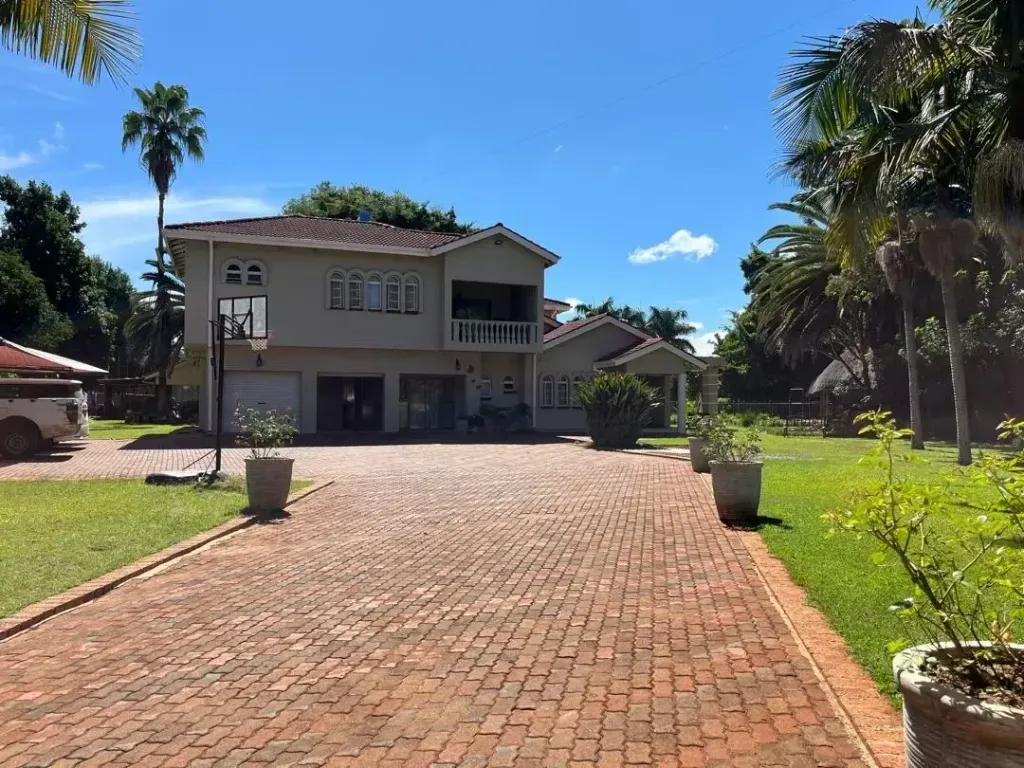 Property photo 1 of 5