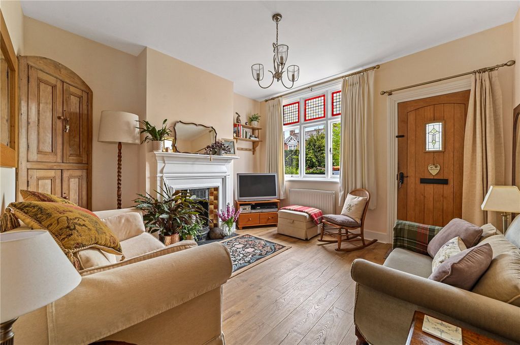 Property photo 3 of 17 Sitting Room