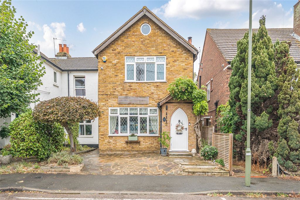 Property photo 1 of 19 Picture No. 04