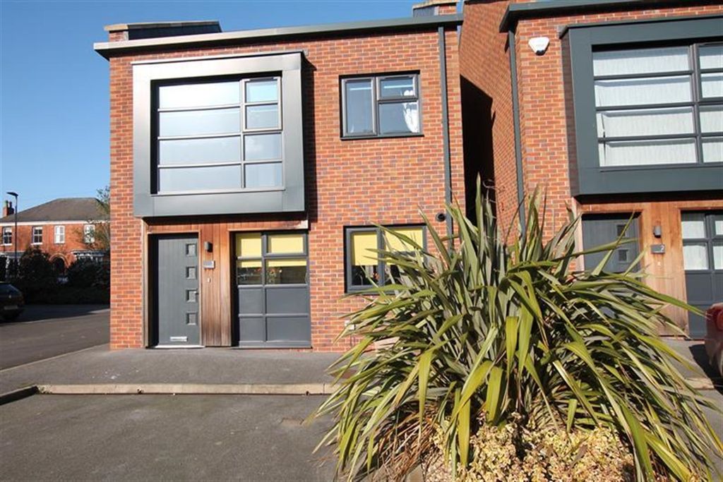 Property photo 1 of 17 (Main)