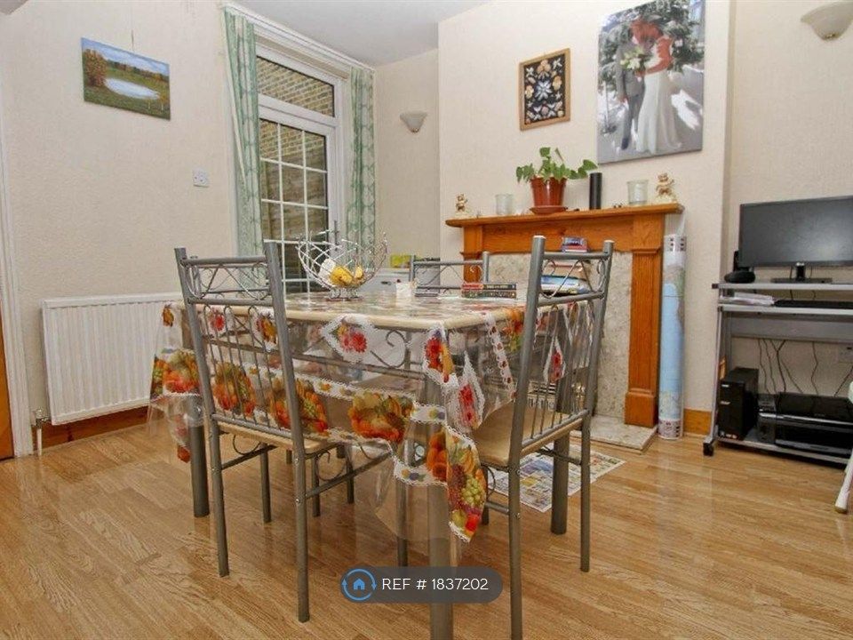 Property photo 2 of 9 Dinning