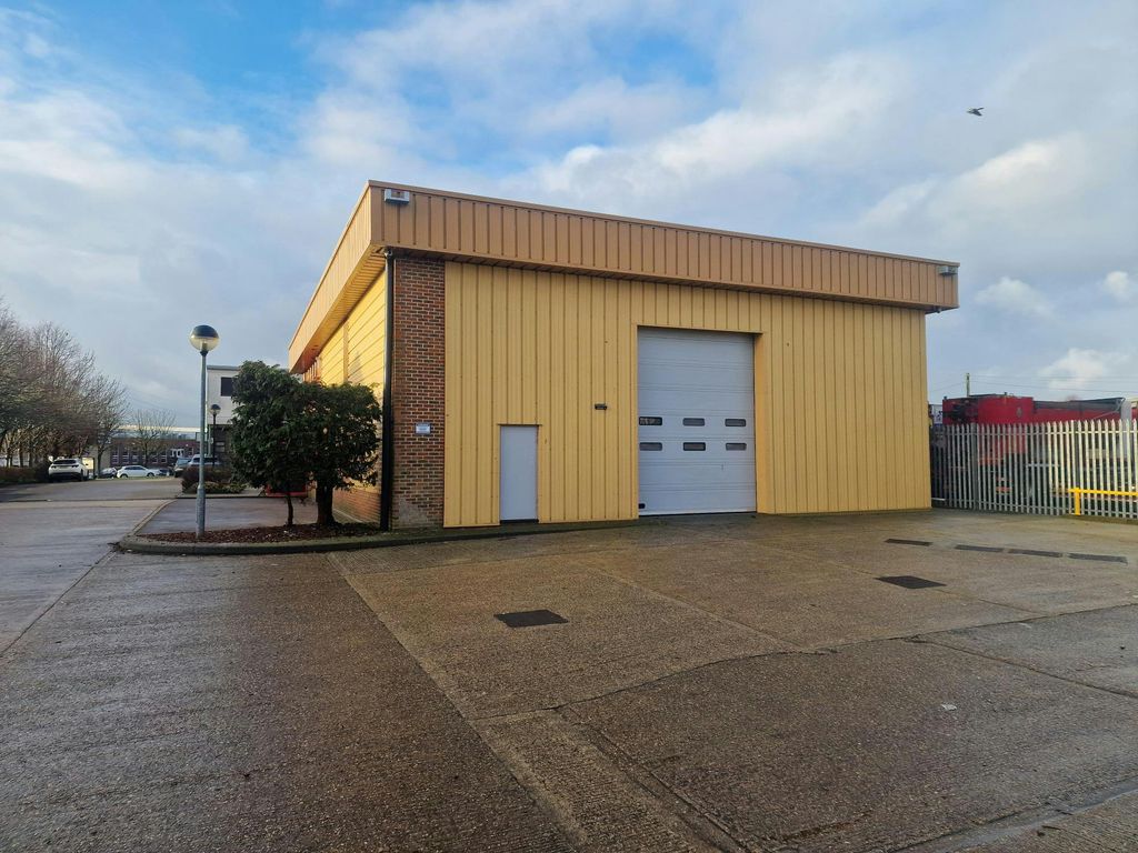 Property photo 3 of 8 20260130_085024.Jpg