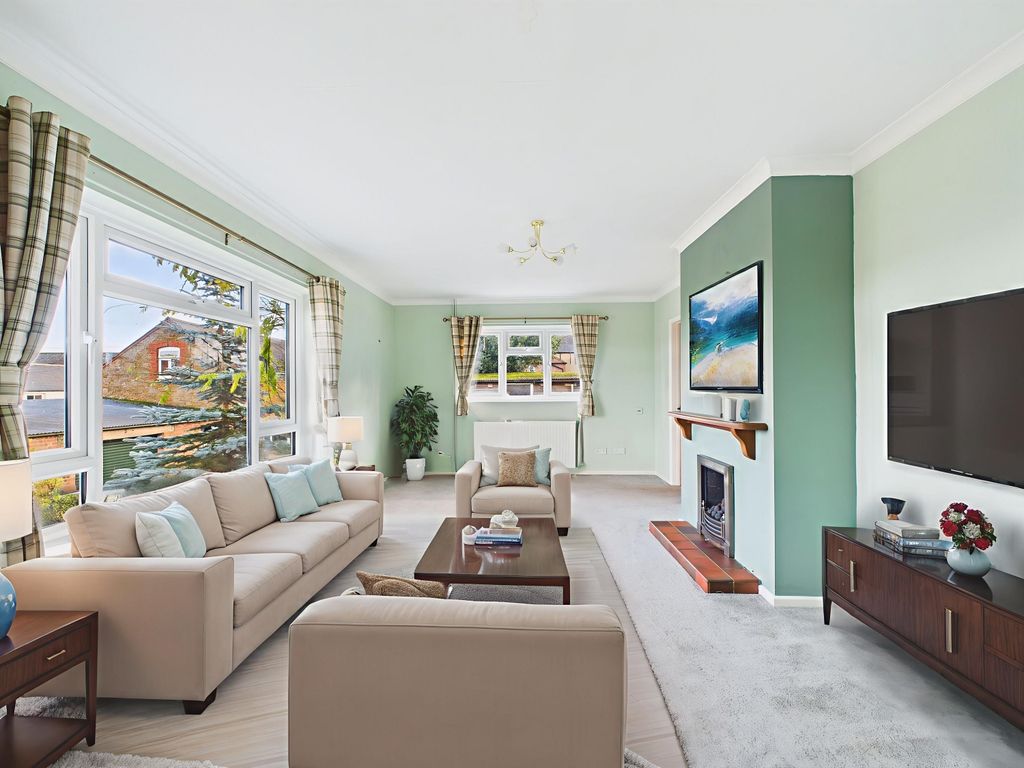 Property photo 2 of 23 2.-Cam04922G0-Pr0096-Still006 - Living Room - Stan