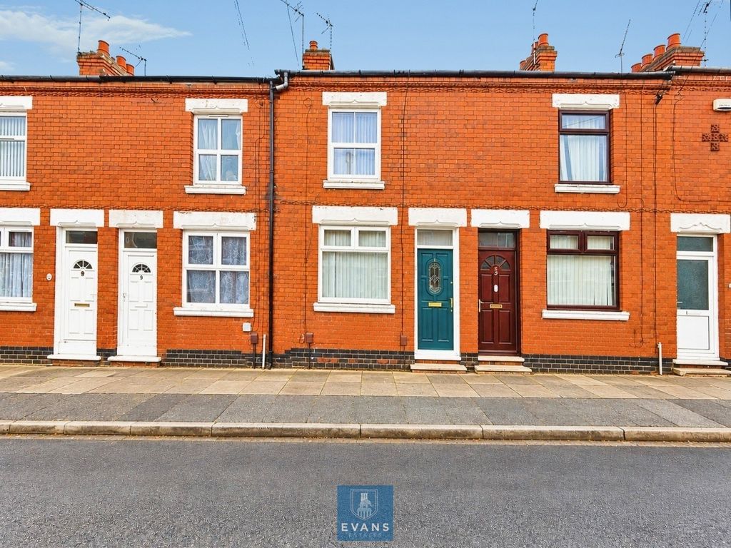 Property photo 1 of 11 Front