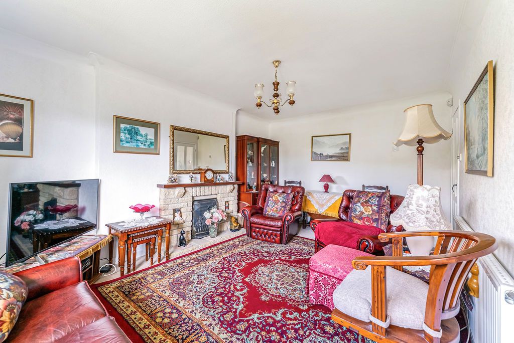 Property photo 3 of 22 Photo 12