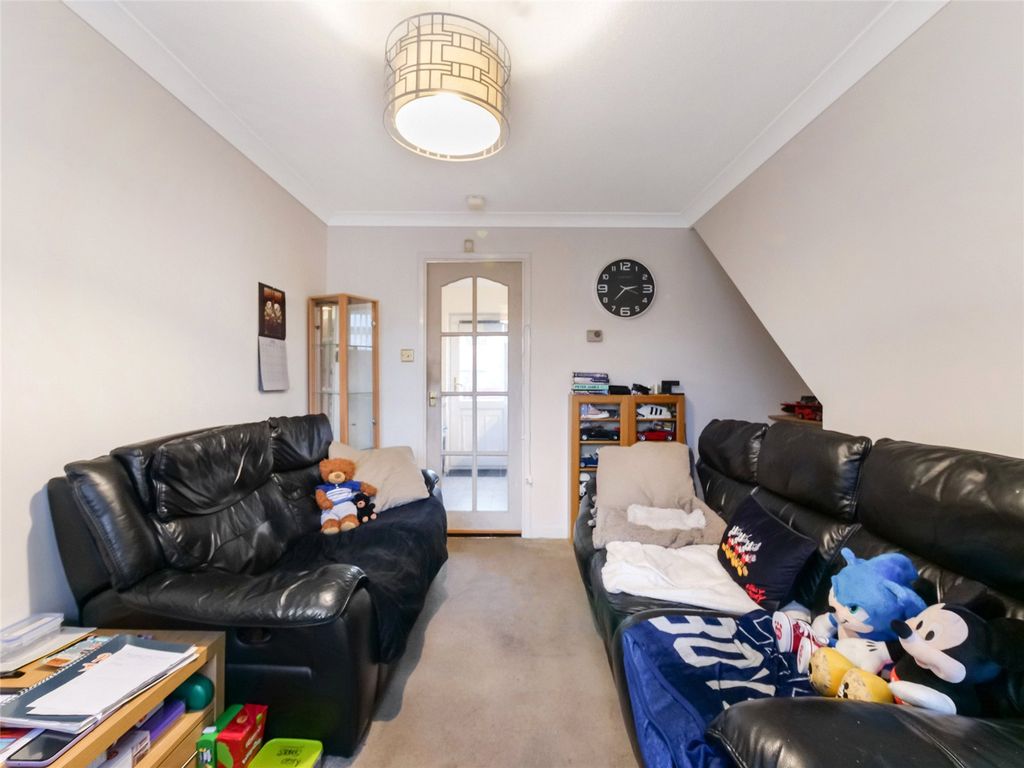 Property photo 3 of 17 Picture No. 04