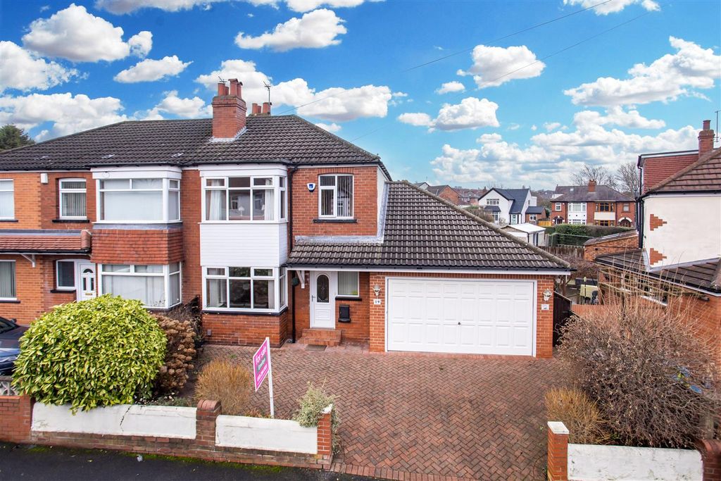 Property photo 2 of 19 Exterior