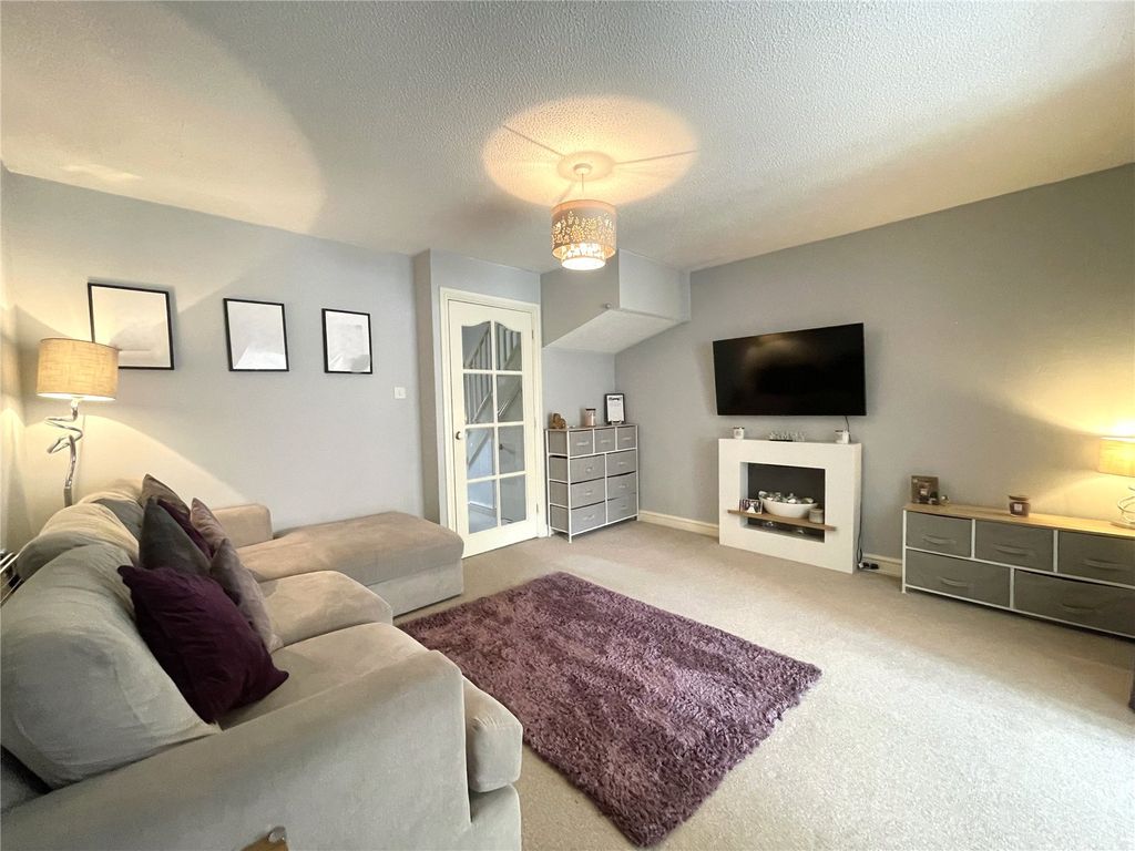 Property photo 2 of 15 Picture No. 10