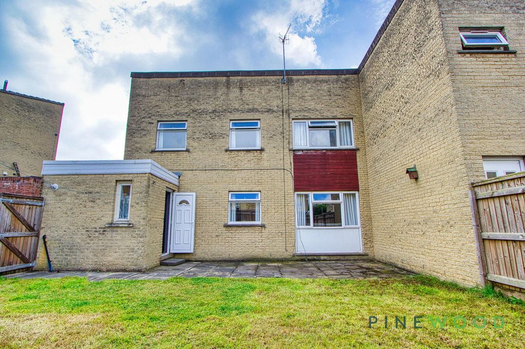 Property photo 2 of 22 Rear