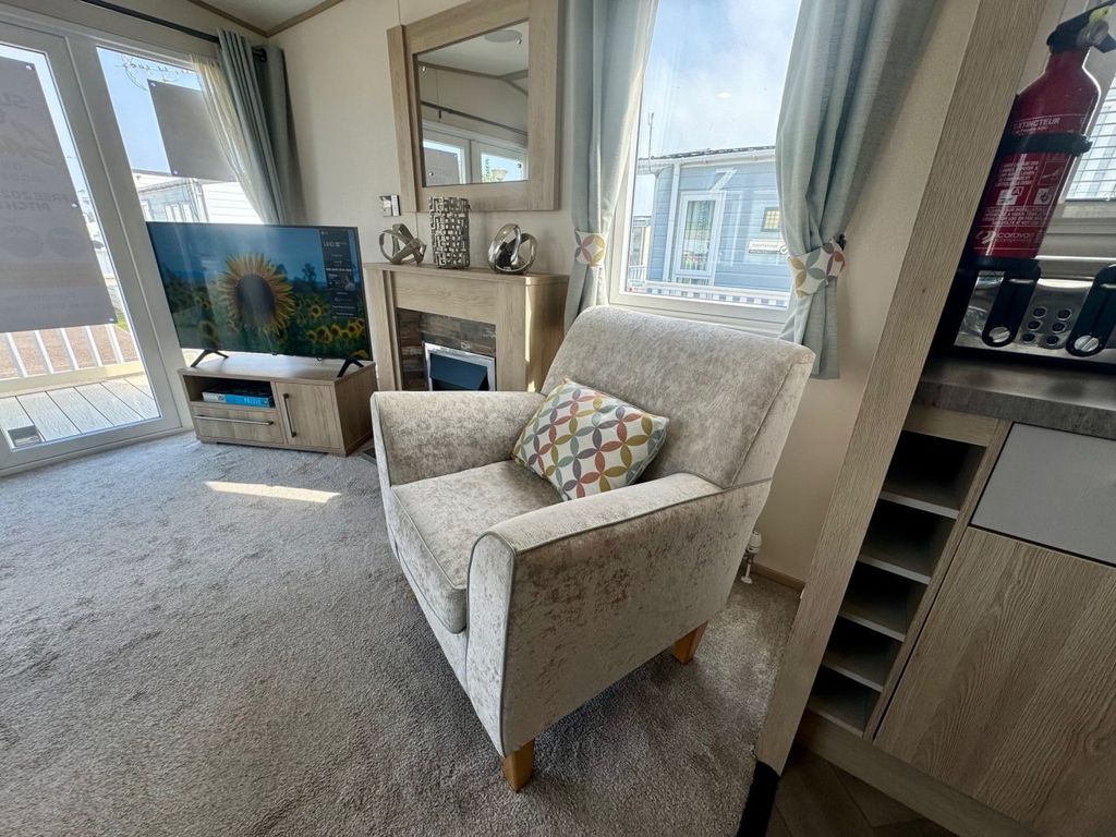 Property photo 1 of 16 Abi Malham 2019 Car0026686 85843109.Jpeg