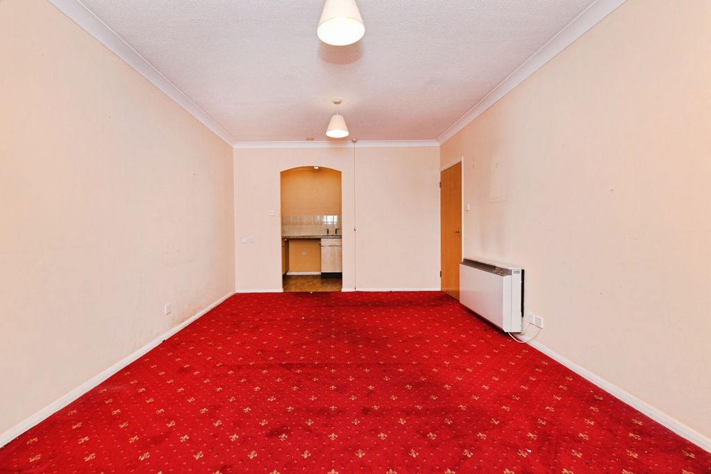 Property photo 3 of 11 Pbox-Img.Jpg