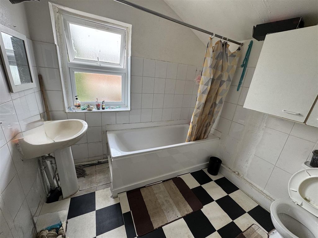 Property photo 3 of 4 Img_2067.Jpg