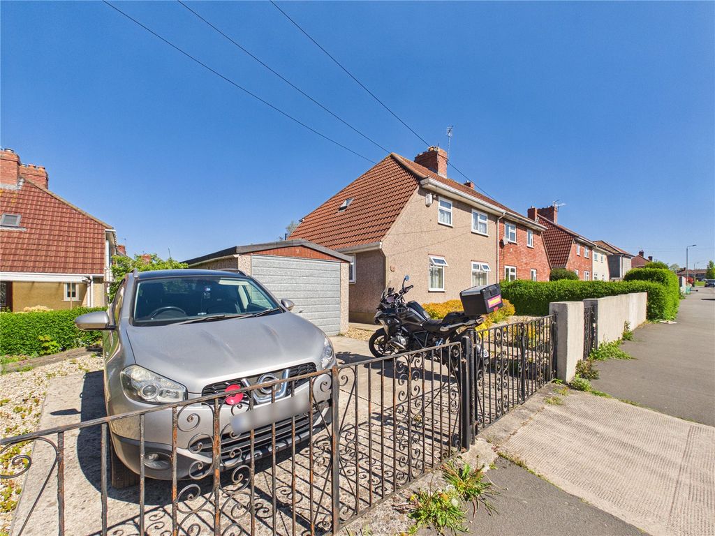 Property photo 1 of 16 Picture No. 02