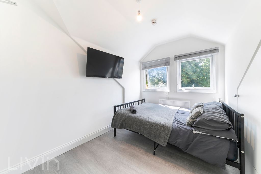 Property photo 2 of 8 Kings Road 50, F5 (3)