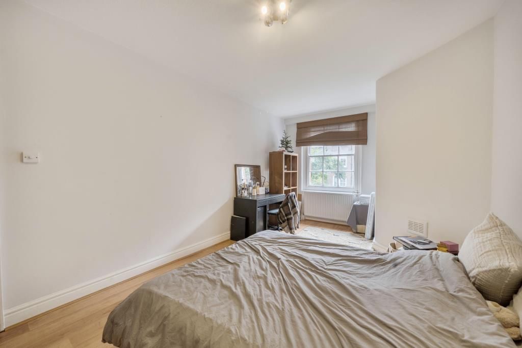 Property photo 3 of 17 Bedroom