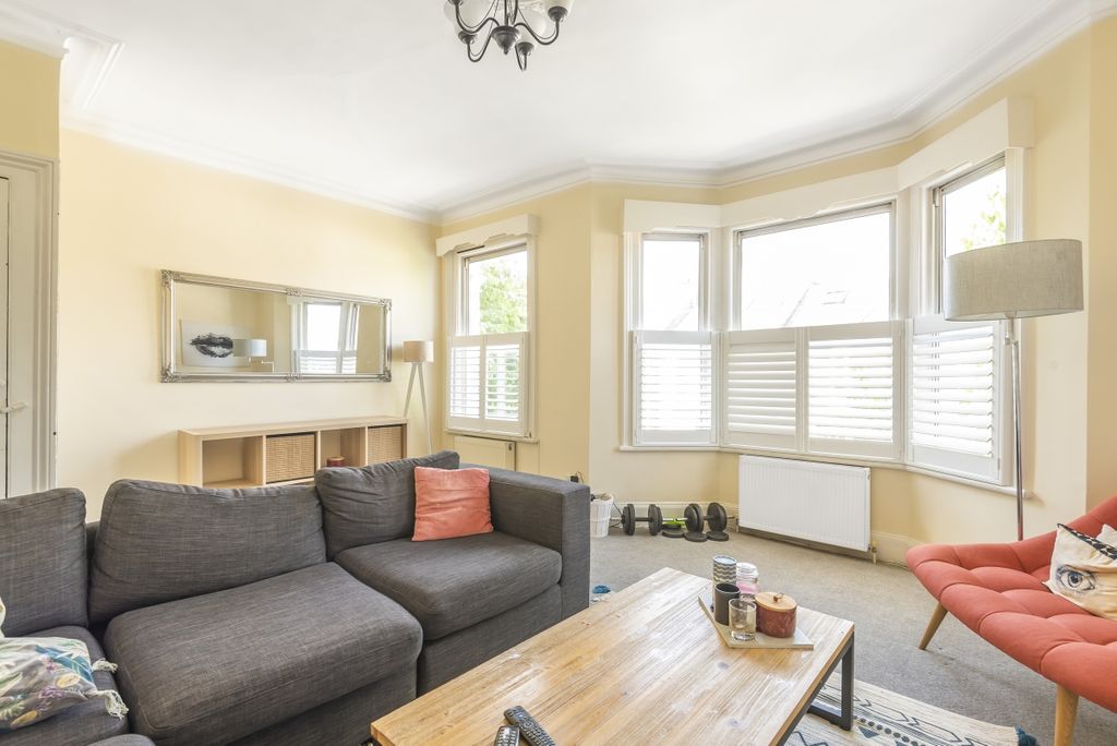Property photo 1 of 6 620616 (3)