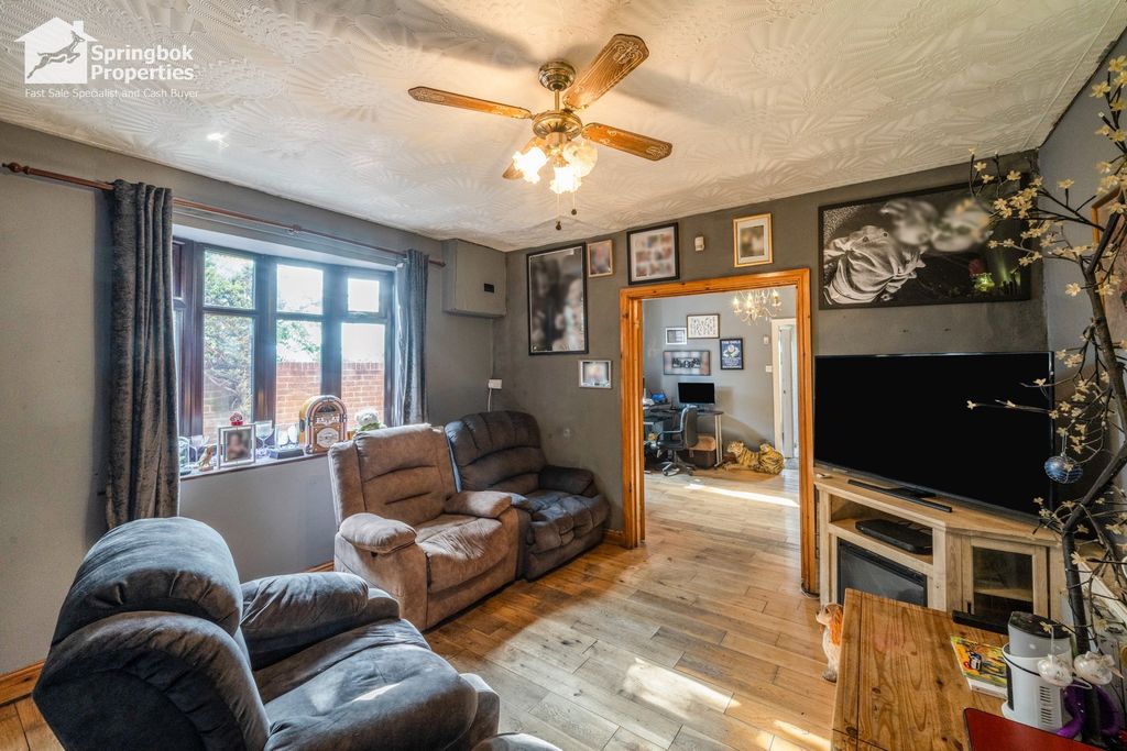 Property photo 2 of 16 Image 1