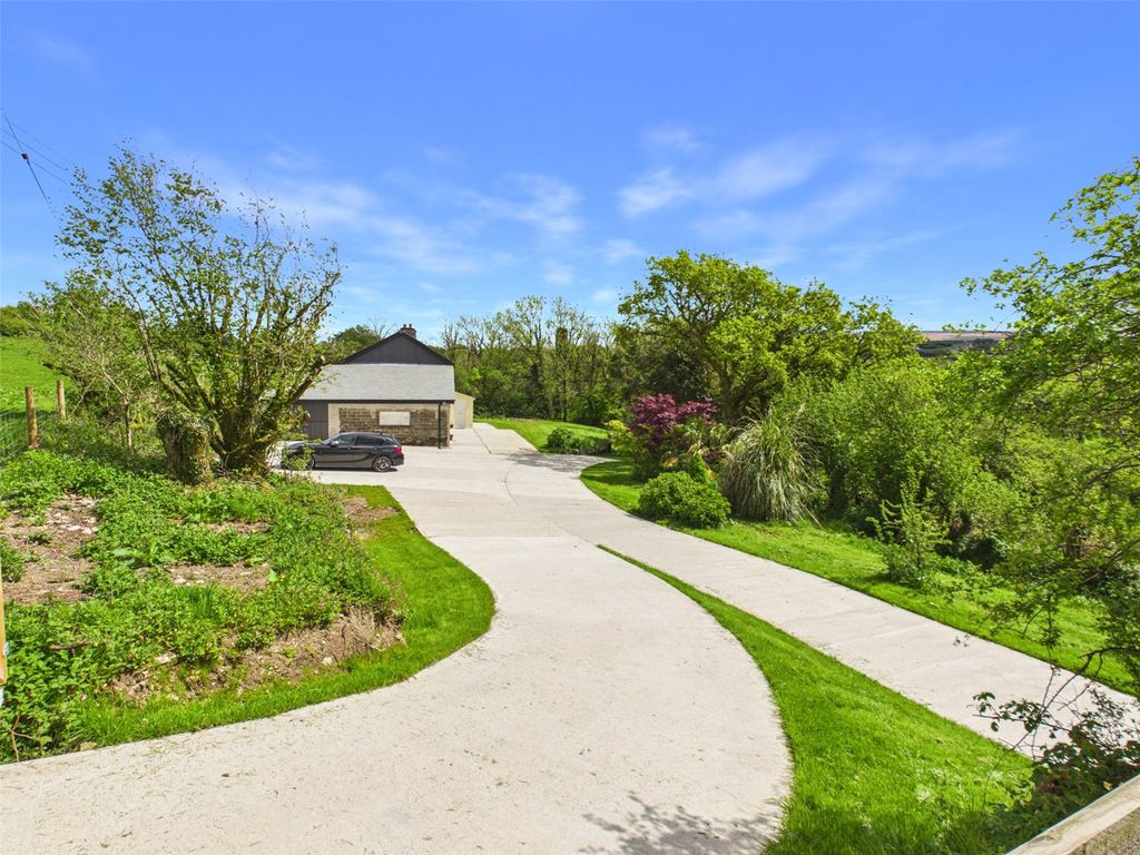 Property photo 3 of 19 Drive