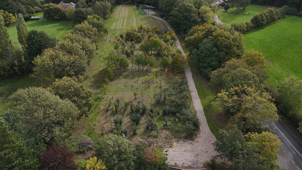 Property photo 3 of 4