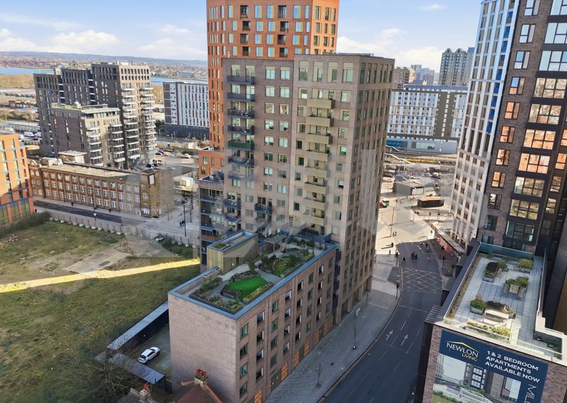 Property photo 3 of 21 Photo 5