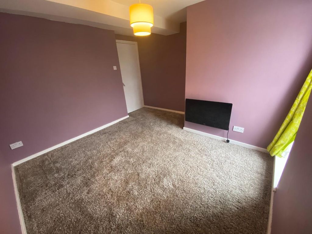 Property photo 3 of 11 Img_0056.Jpg