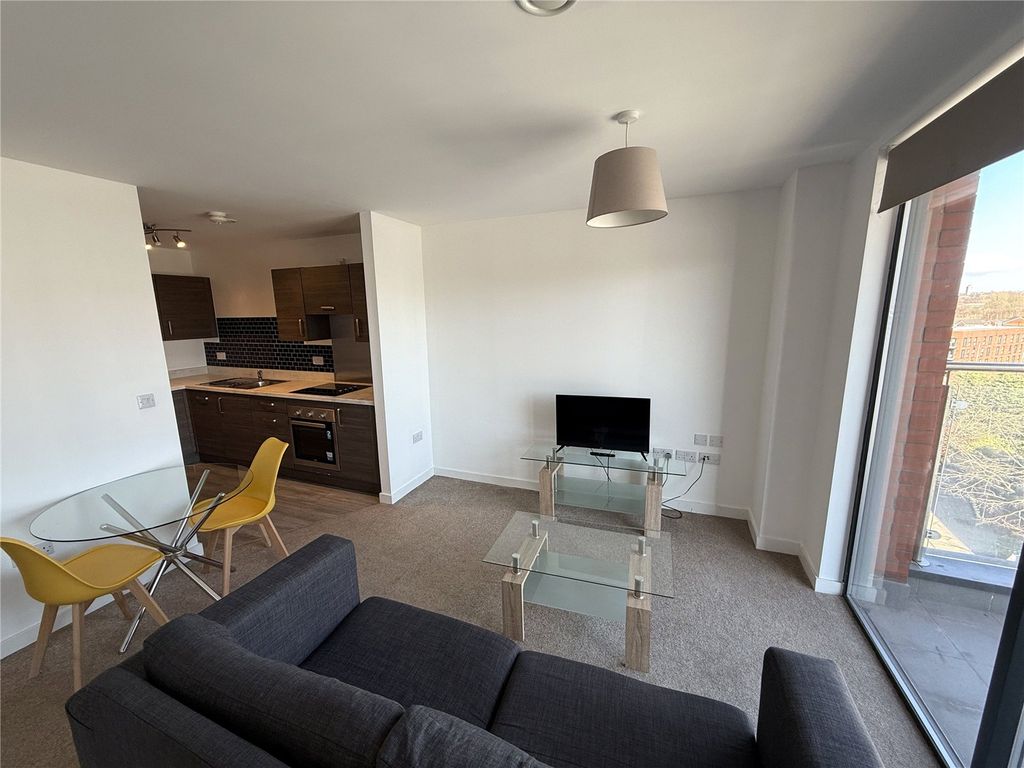 Property photo 2 of 7 Picture No. 10