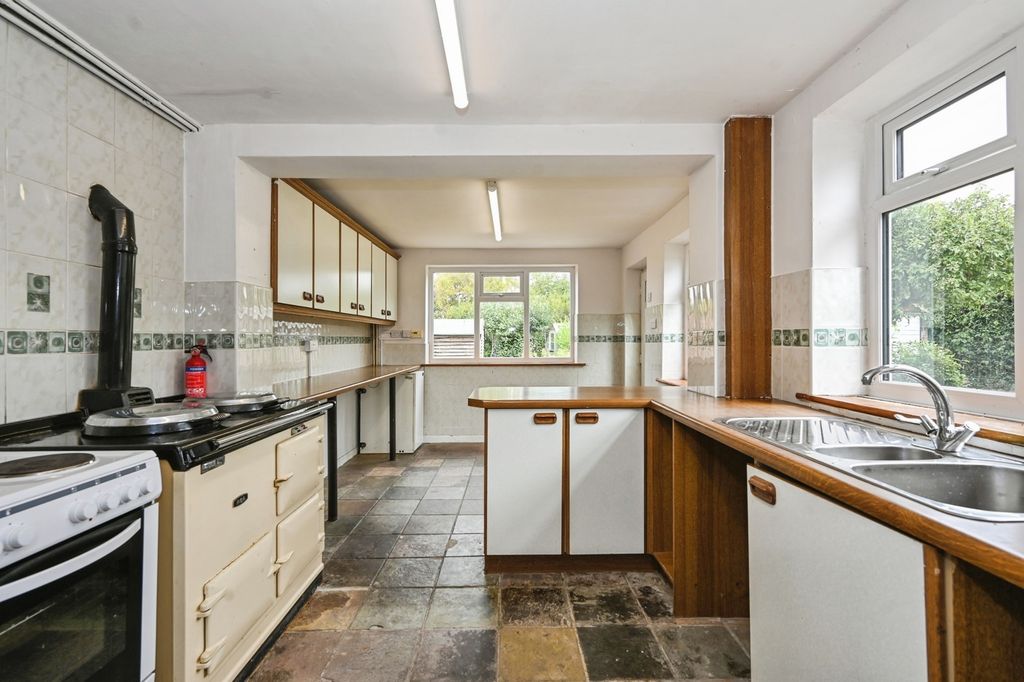 Property photo 3 of 18 Pbox-Img.Jpg