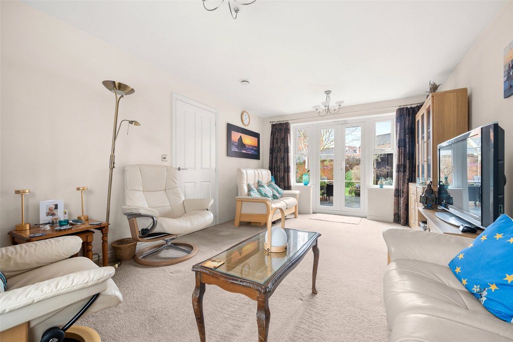 Property photo 2 of 21 Picture No. 25