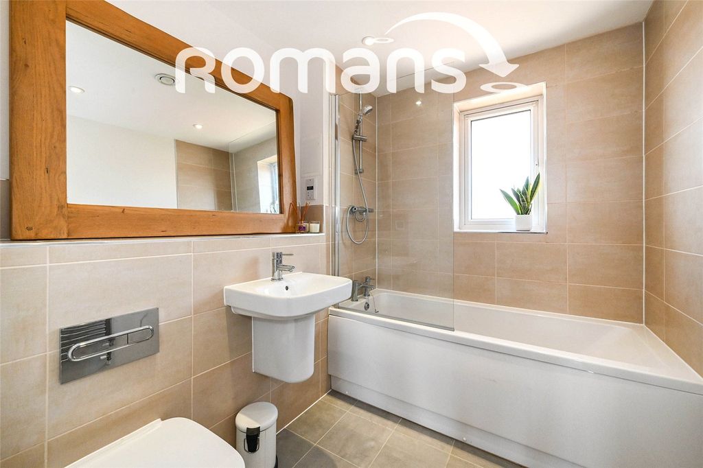 Property photo 3 of 10 Picture No. 03