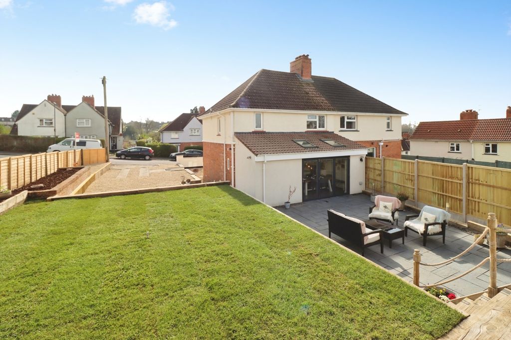 Property photo 2 of 21 Pbox-Img.Jpg