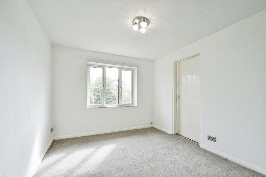 Additional image 14 of 2 bed flat for saleMasons Road, Headington, Oxford OX3