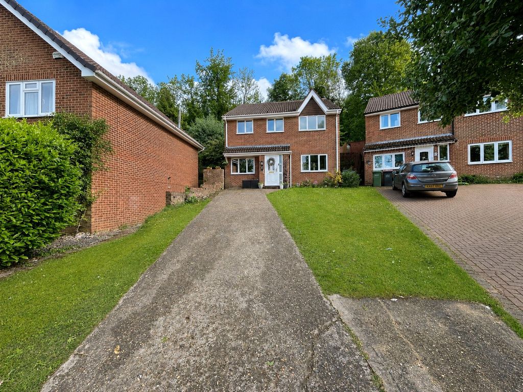 Additional image 21 of 5 bed detached house for saleWest Hill, Dunstable, Bedfordshire LU6
