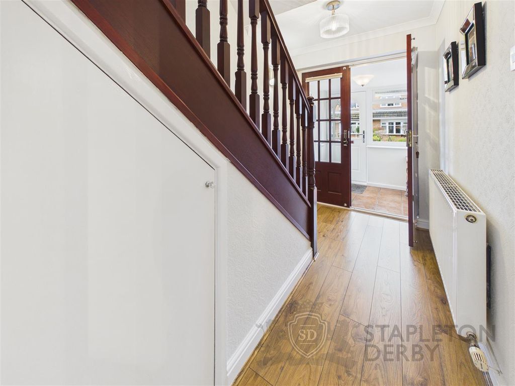 Property photo 3 of 13 Cam04709G0-Pr0323-Still002.Jpg