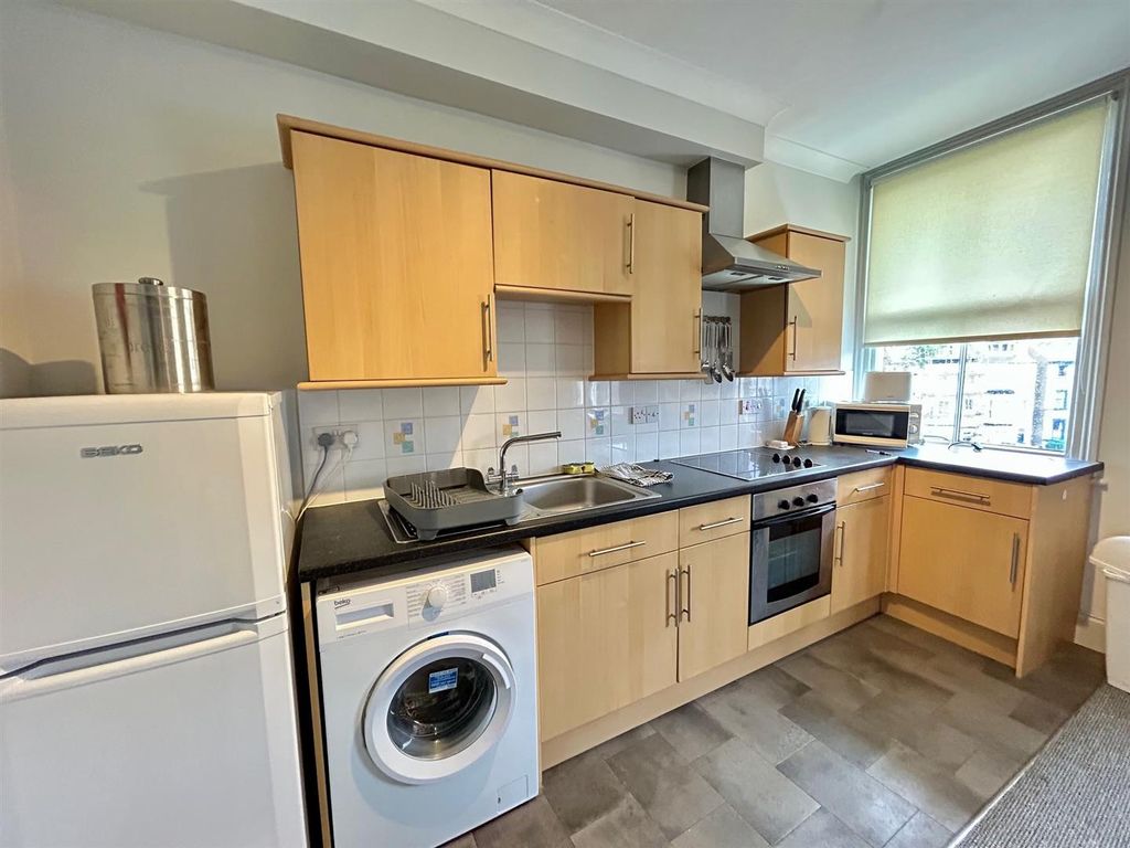 Property photo 3 of 7 5.Jpg