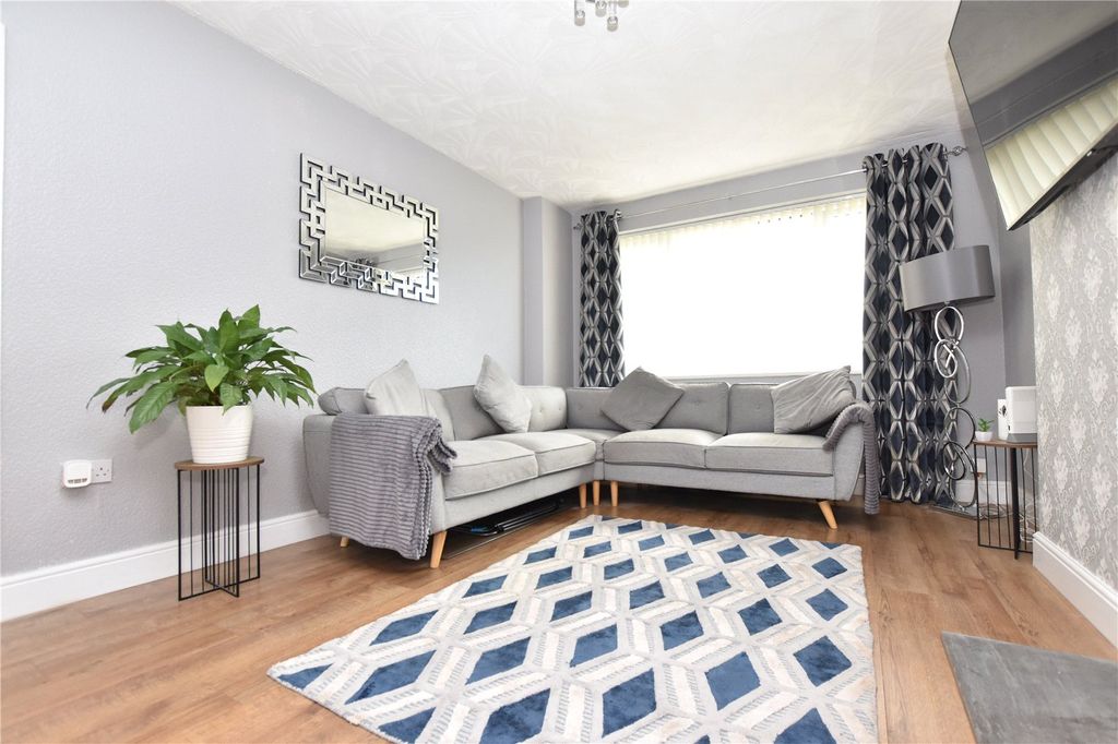 Property photo 2 of 13 Picture No. 04