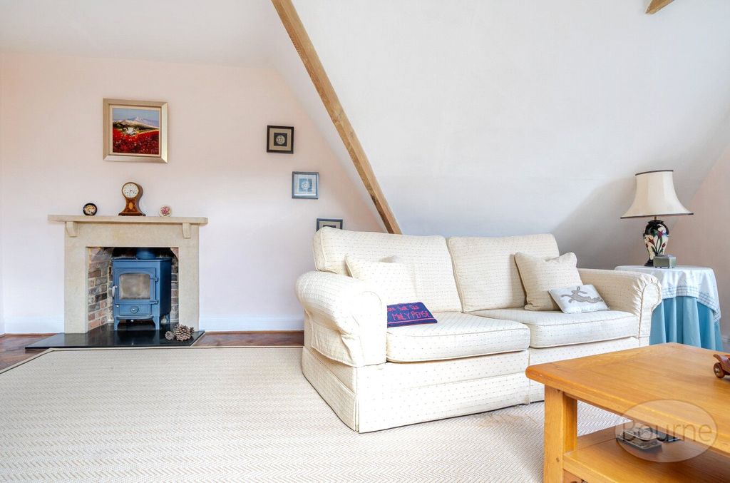 Additional image 17 of 3 bed flat for saleHawkley, Liss, Hampshire GU33