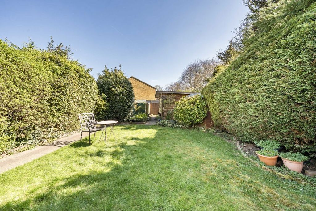 Property photo 3 of 8