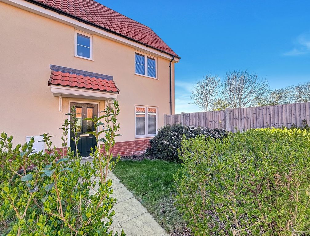 Property photo 2 of 14