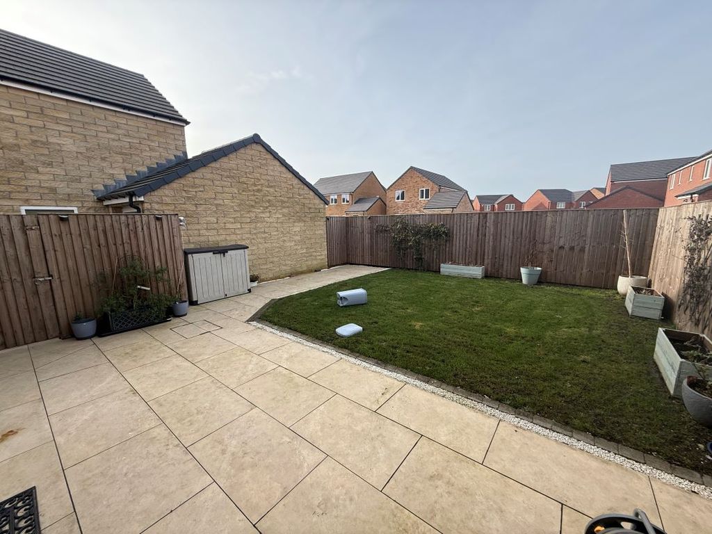 Property photo 3 of 3