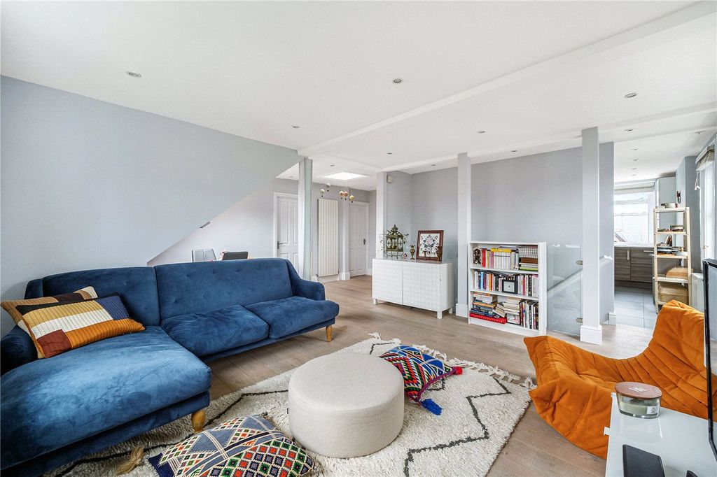 Property photo 1 of 10 Reception Room