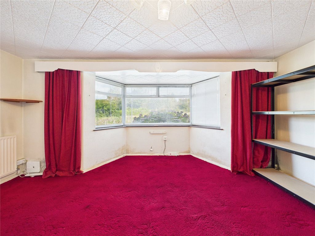 Property photo 1 of 29 Picture No. 06