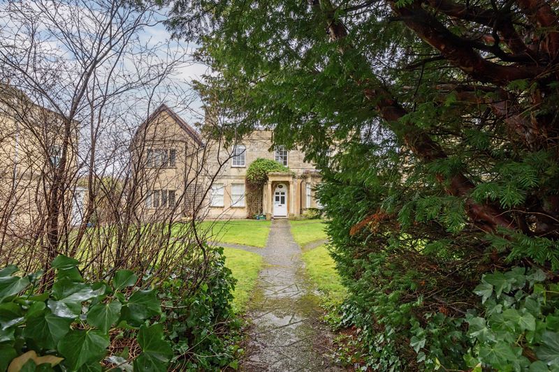 Property photo 3 of 11 Photo 11
