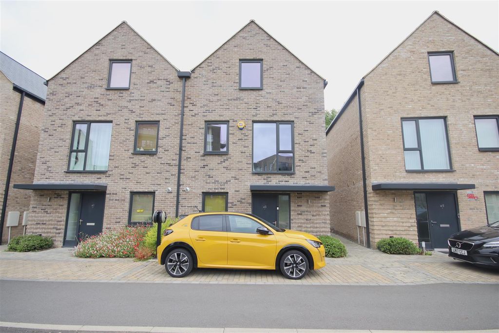 Property photo 1 of 19 Img_9011.Jpg