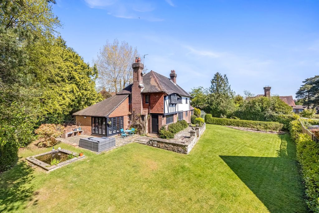 Property photo 1 of 17