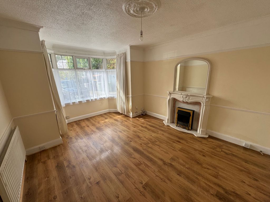 Property photo 2 of 9 Img_2261
