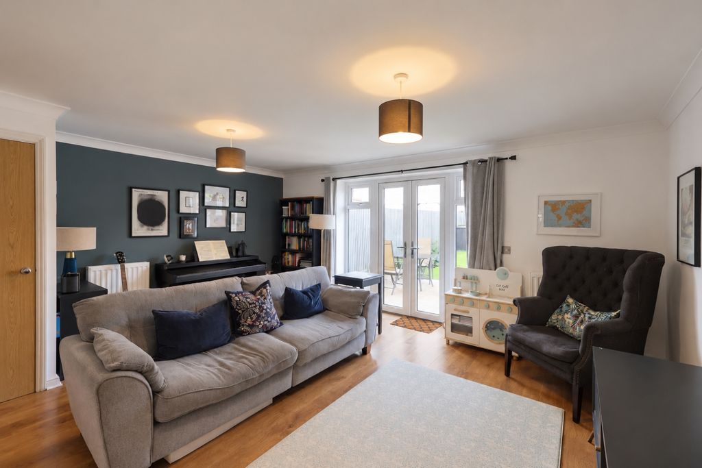 Property photo 2 of 17 473De70B-Efb4-4675-952A-C4Ddbe4EE72A