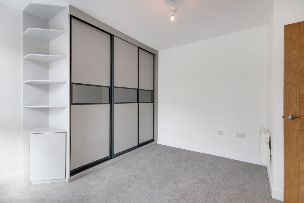 Additional image 6 of 1 bed flat for saleBramblefield Close, Longfield DA3