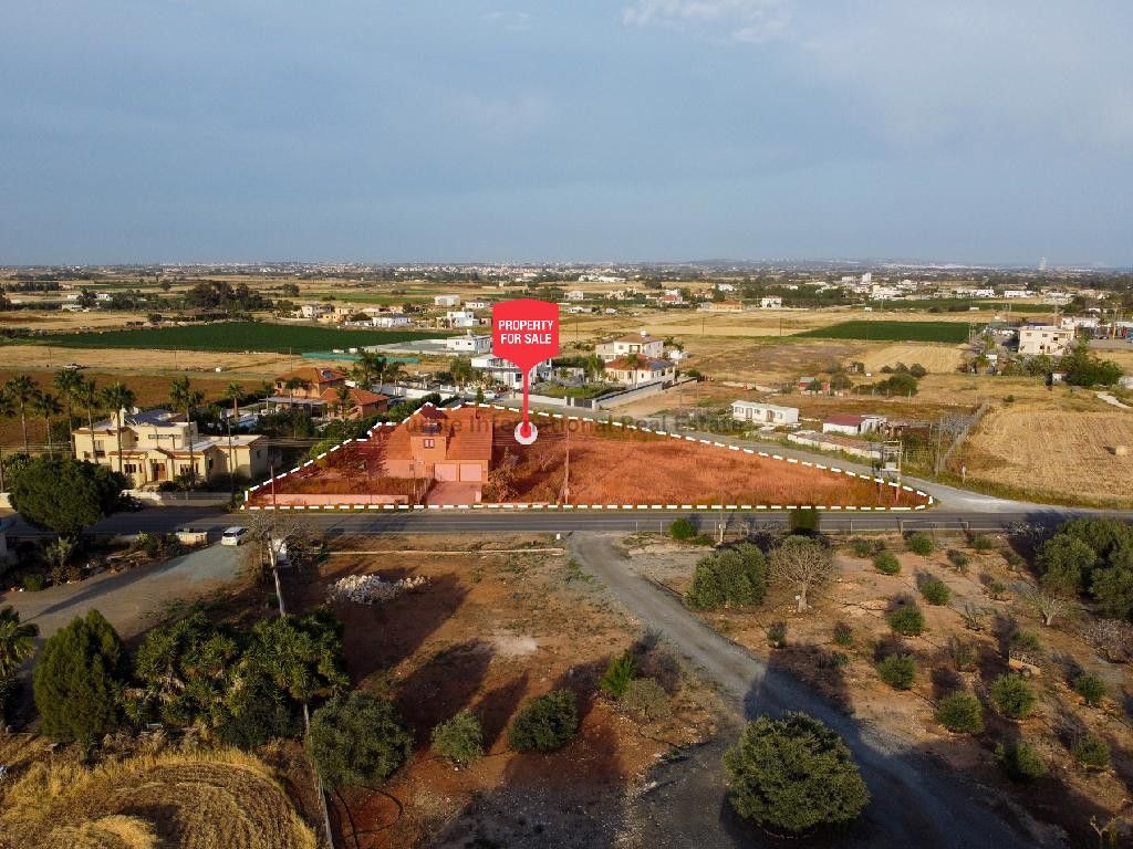 Property photo 3 of 9