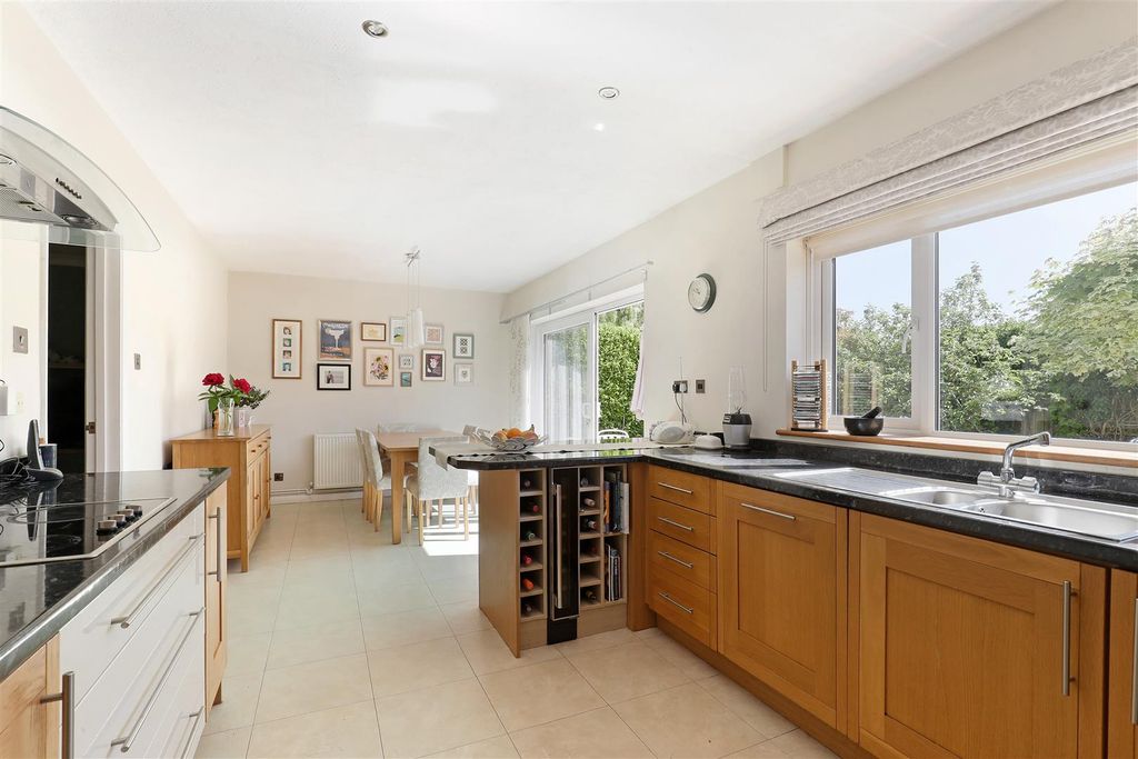Property photo 3 of 25 Al2I1309.Jpg